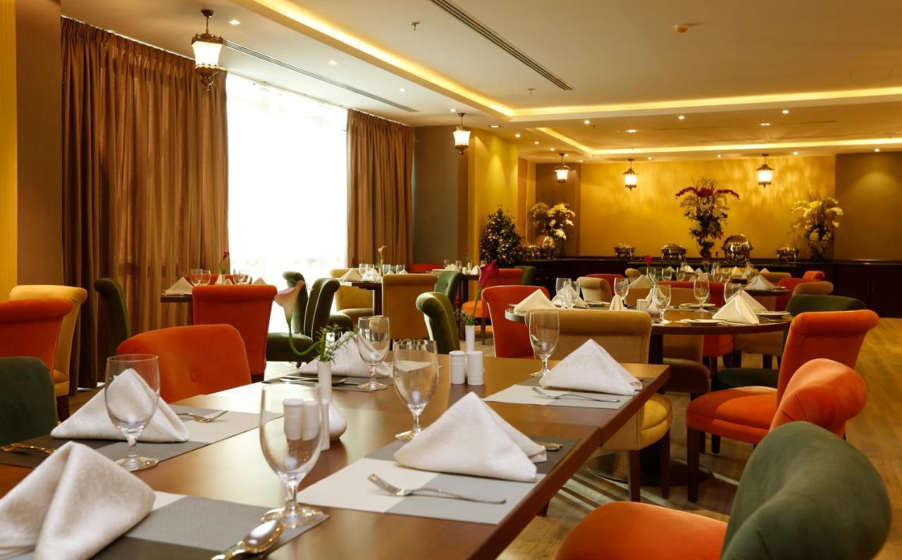 瑞士精灵大都会套房酒店 利雅德 外观 照片